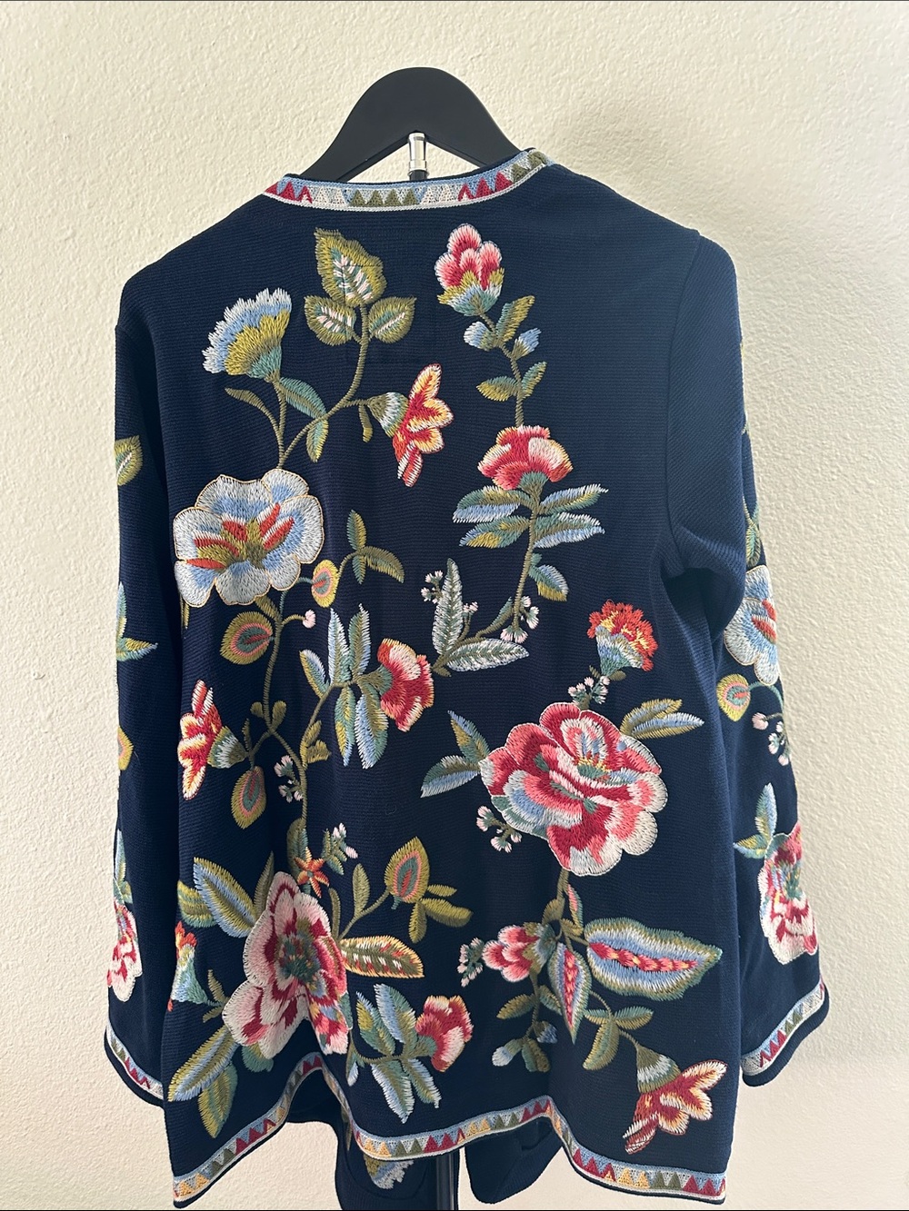 Johnny Was BIYA Draped Sweater Gillian Embroidered Floral Navy Cardigan NEW Med - Picture 9 of 11